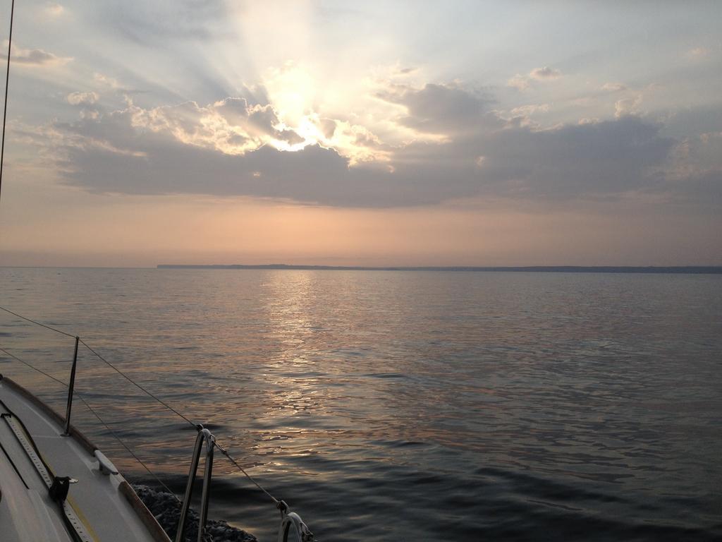 Marina De - *
